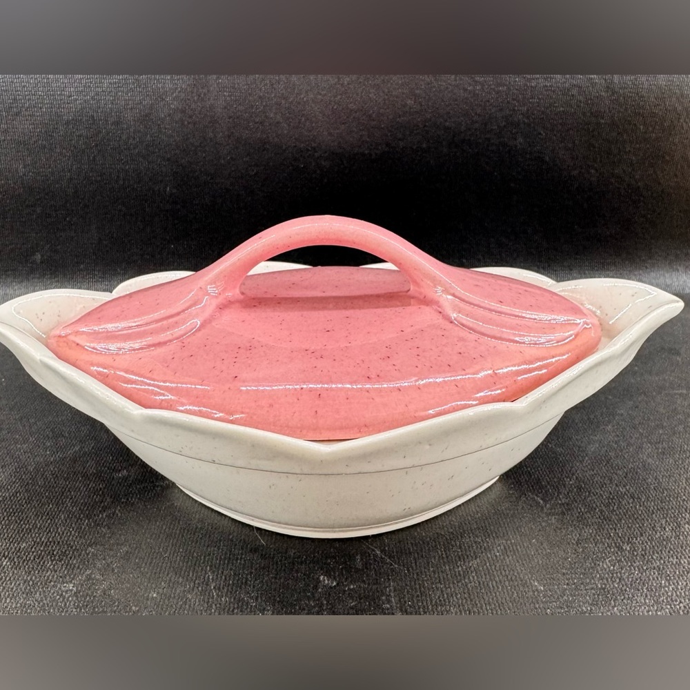Vintage USA Pink and White Ceramic Pottery 231 Speckled Lidded Dish